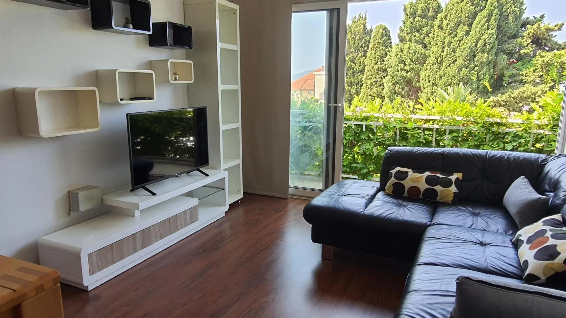 Apartments Durdica Bobic 비오그라드나모루
