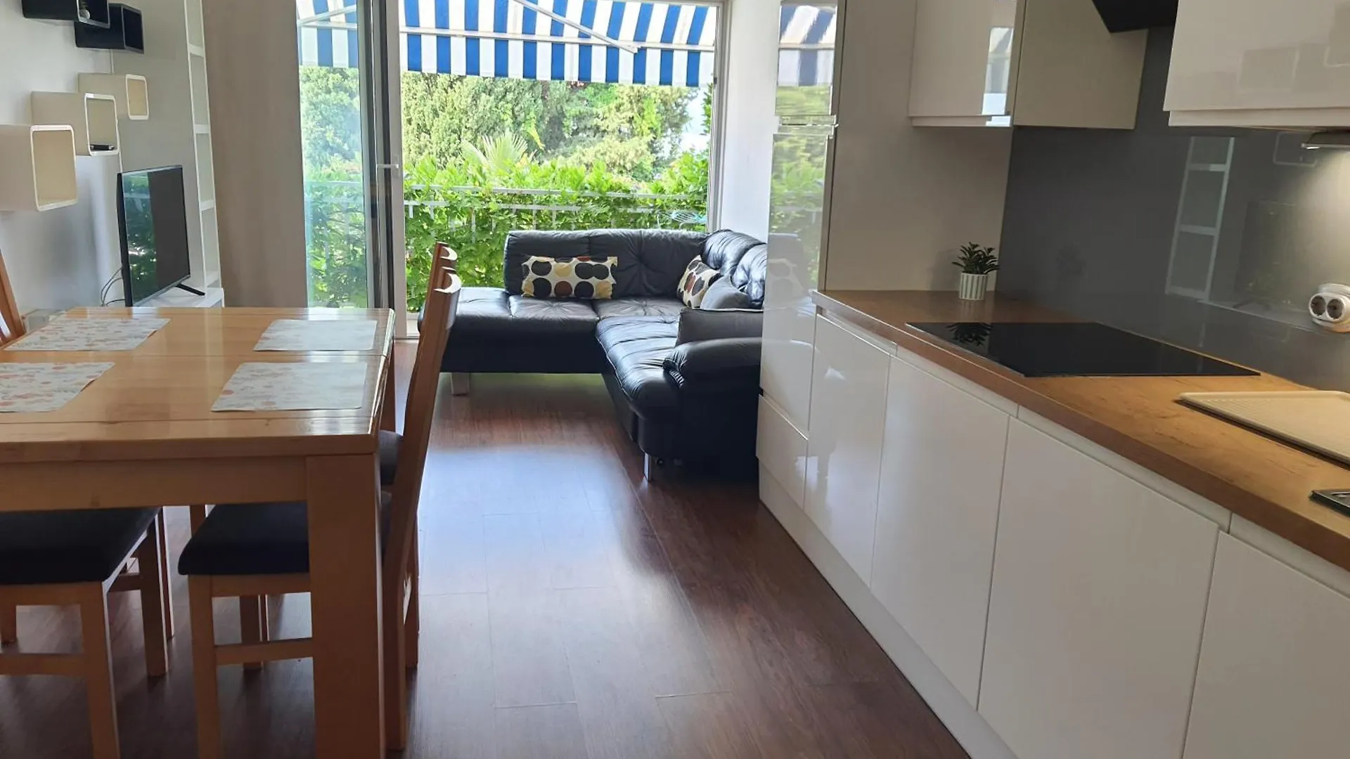 Apartments Durdica Bobic Biograd Na Moru 0*,